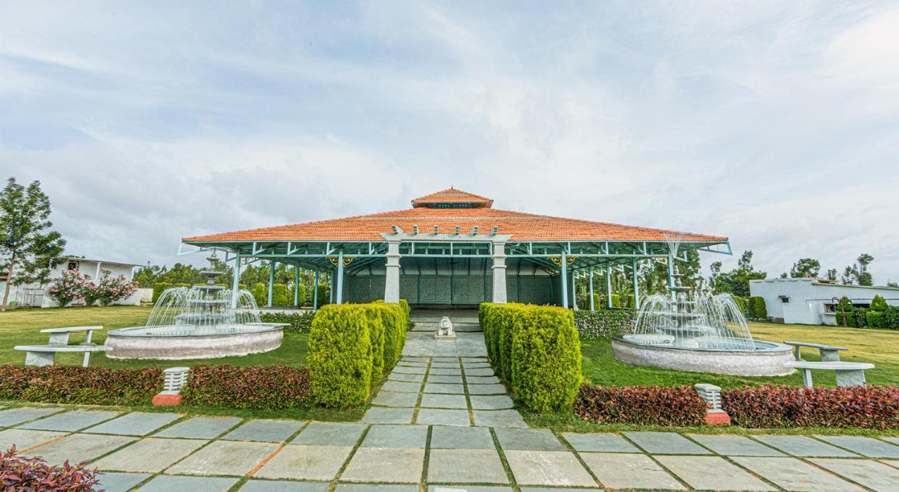 Fiestaa Resort N Events Venue Devanahalli Екстериор снимка