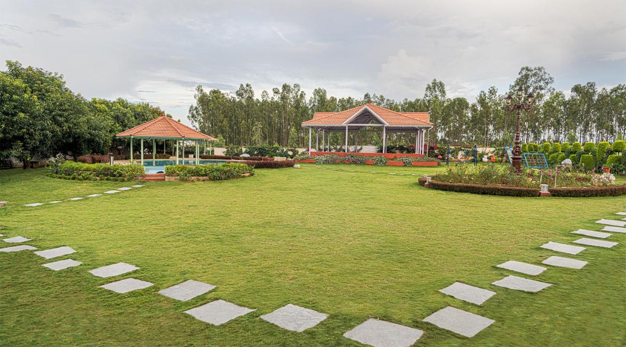 Fiestaa Resort N Events Venue Devanahalli Екстериор снимка