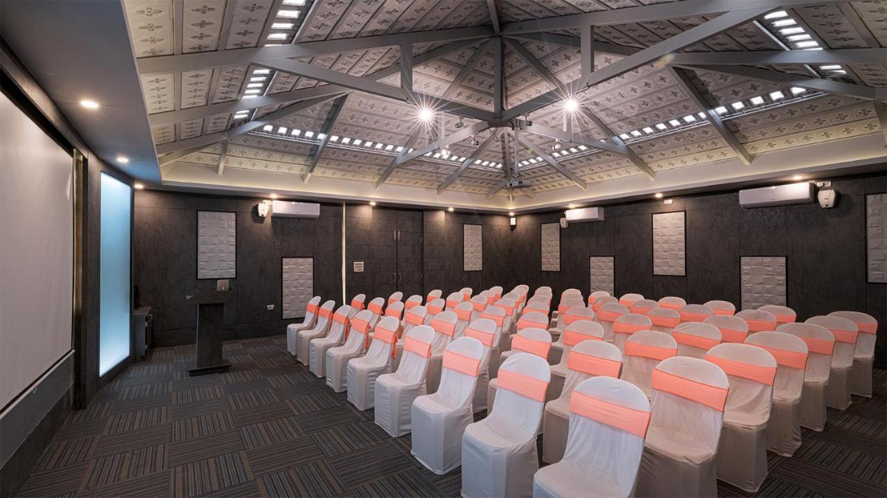 Fiestaa Resort N Events Venue Devanahalli Екстериор снимка