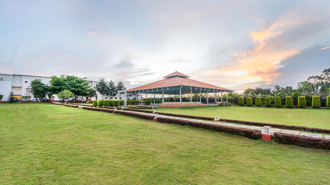 Fiestaa Resort N Events Venue Devanahalli Екстериор снимка
